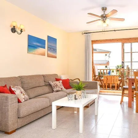 Brisas Del Mar 펜션 *